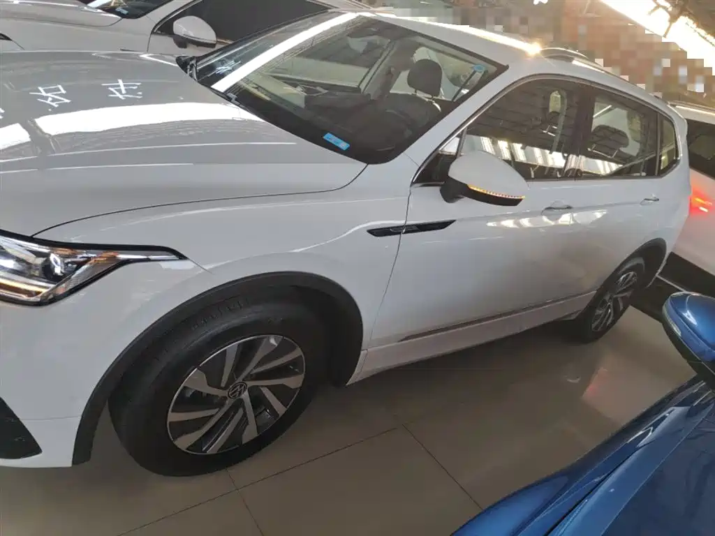 VOLKSWAGEN TIGUAN L NEW ENERGY