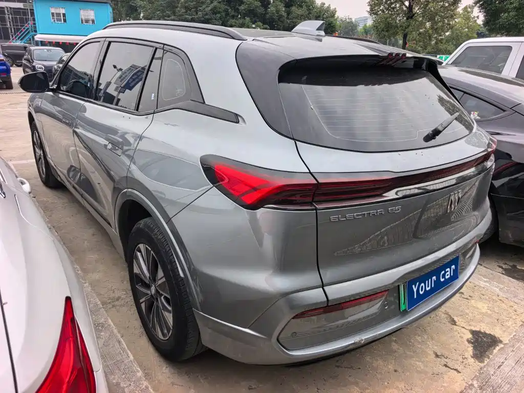 Buick E5 — миниатюра 4