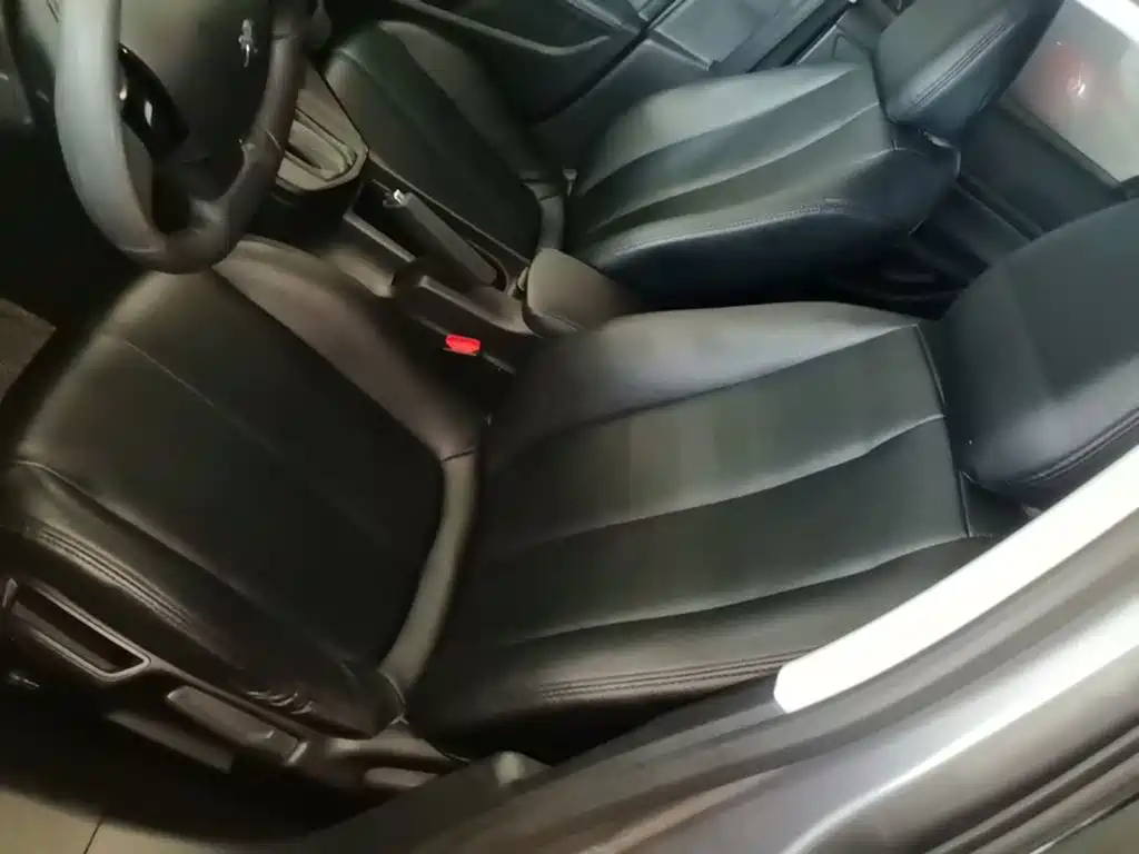 Peugeot 308 — миниатюра 15