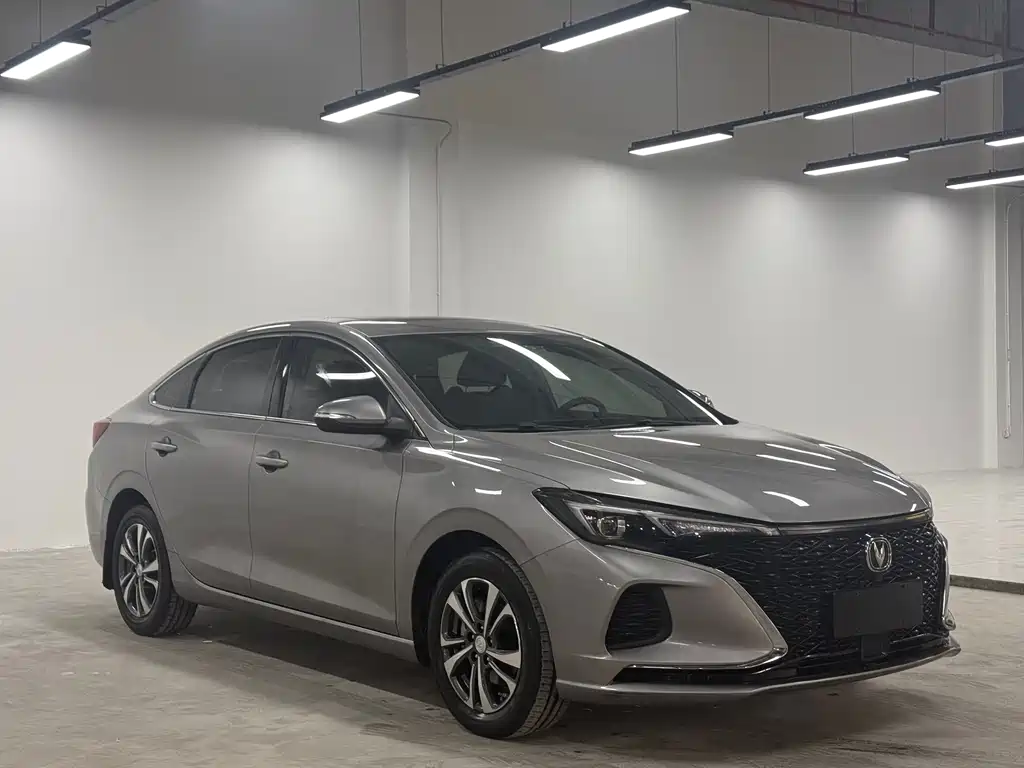 Changan Eado — миниатюра 3