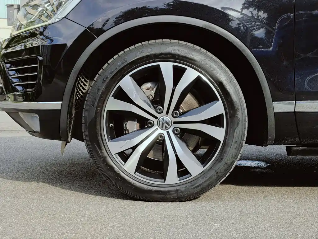 Volkswagen Touareg 2018 3.0TSI