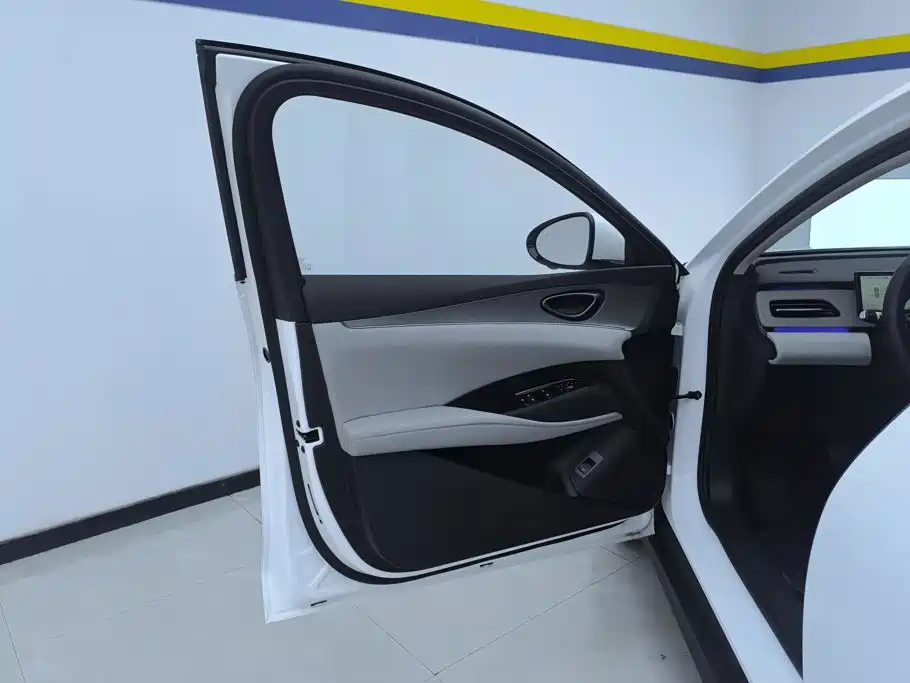 BYD Seals 06 DM-i версия для путешествий — миниатюра 7