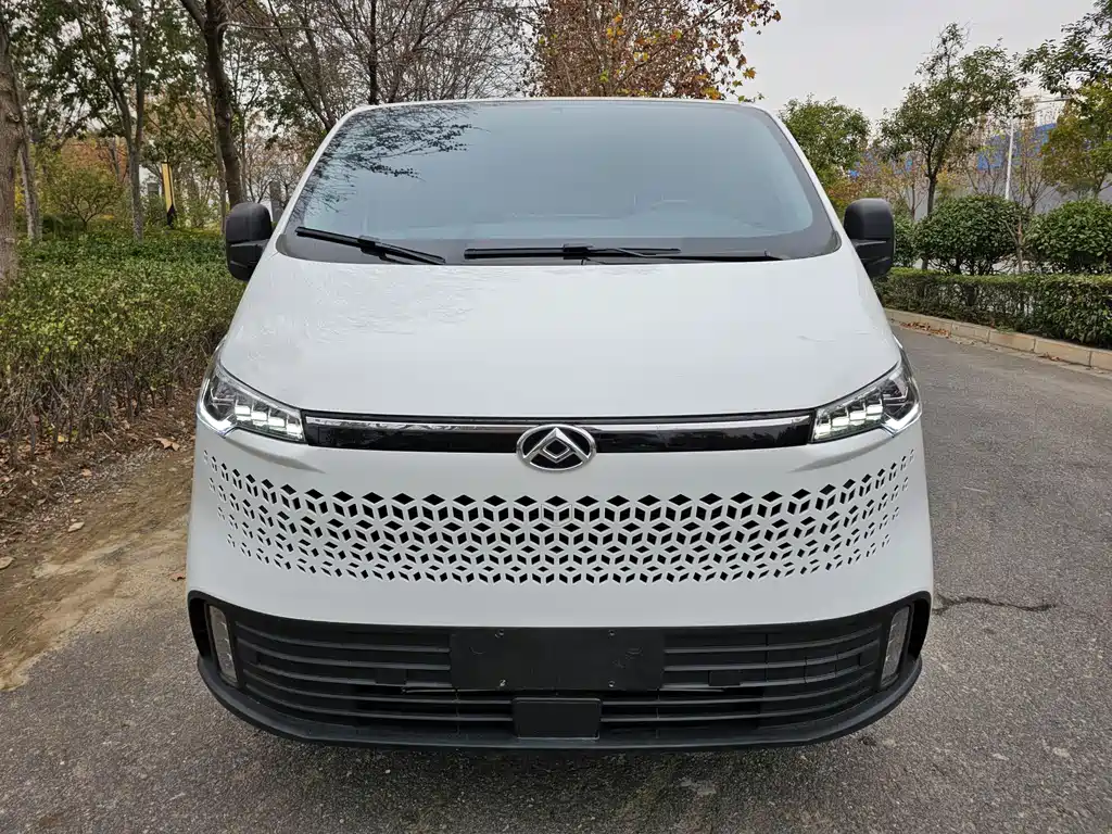 SAIC MAXUS XINTU V70