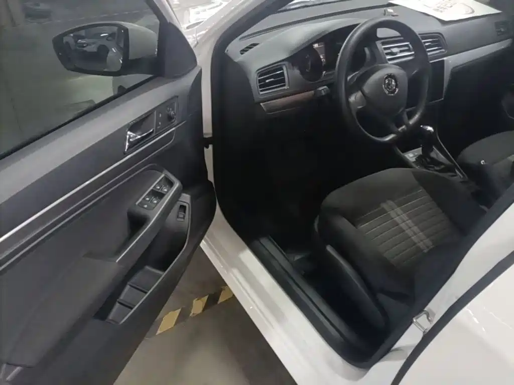 Volkswagen Lavida — миниатюра 16