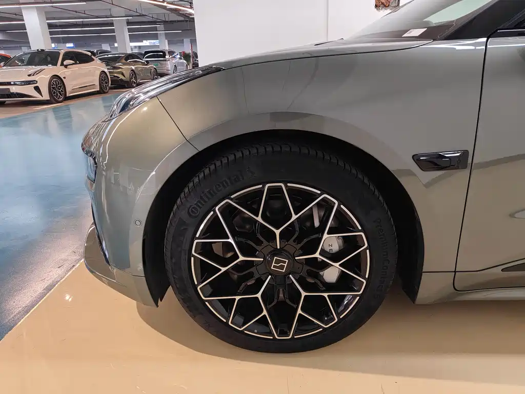 ZEEKR EXTREME KRYPTON 001