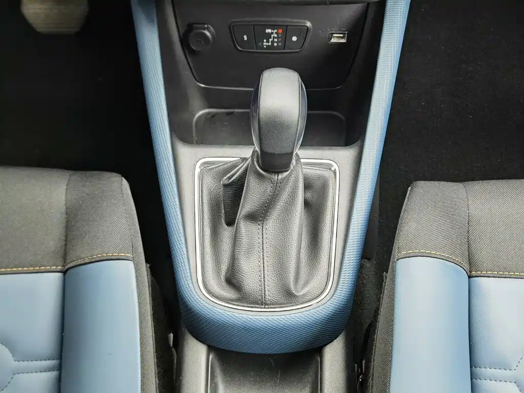 Citroen C4 Aircross — миниатюра 13