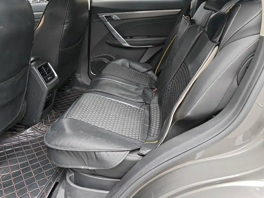 Geely Boyue — миниатюра 13