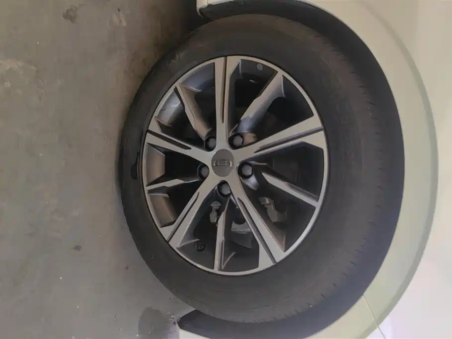 GEELY AUTOMOBILE EMGRAND