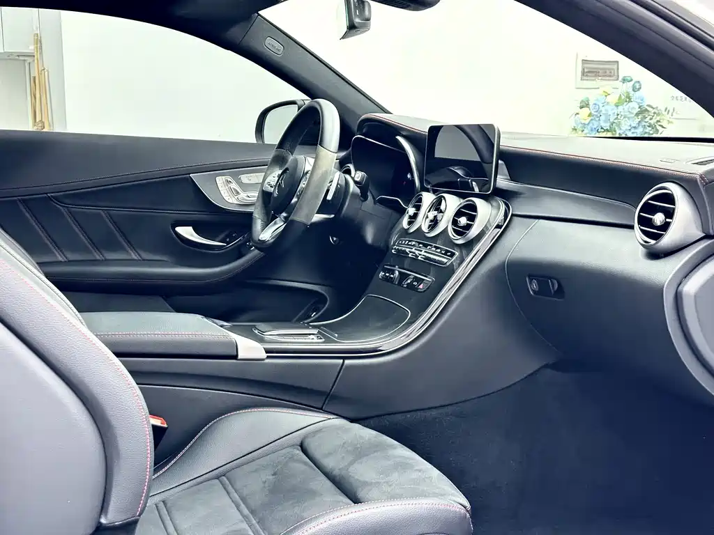 Mercedes-Benz C-Class (Import) — миниатюра 13