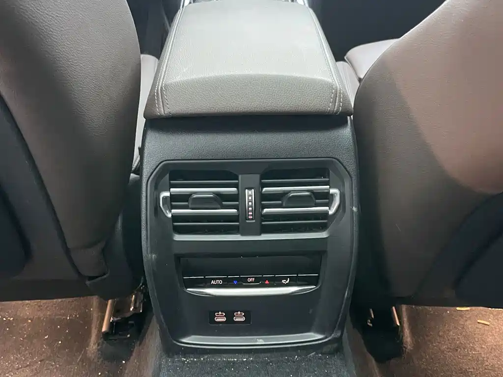 BMW 3 Series — миниатюра 24