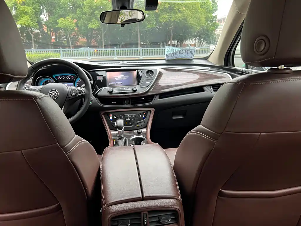 Buick Envision Plus — миниатюра 13