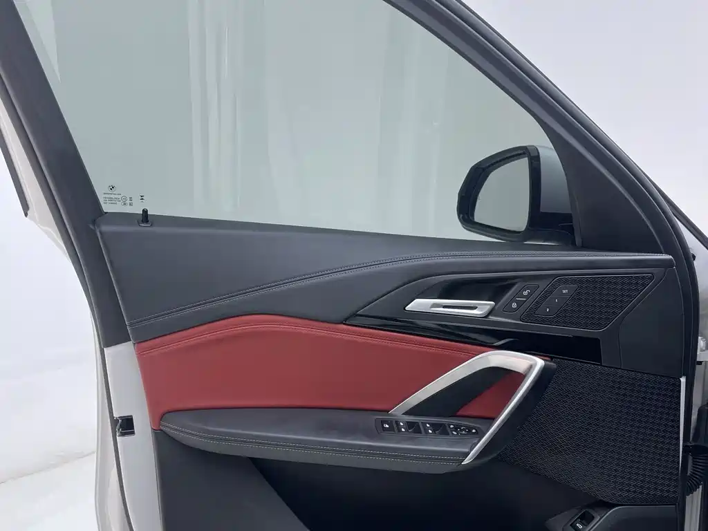 BMW X1 — миниатюра 14