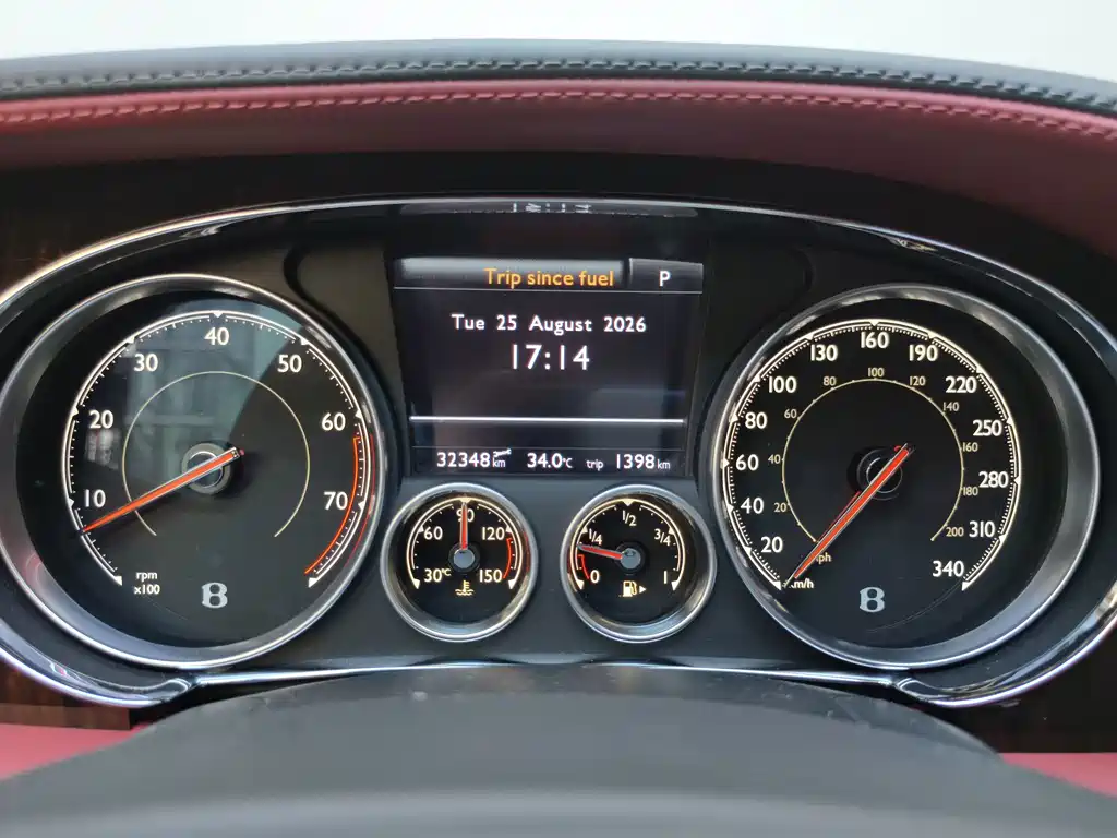 Bentley Flying Spur — миниатюра 15