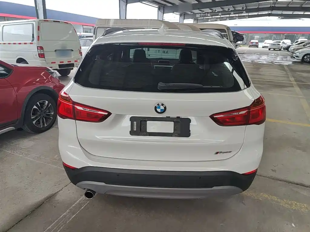 BMW X1 2016 sDrive18Li Fashion