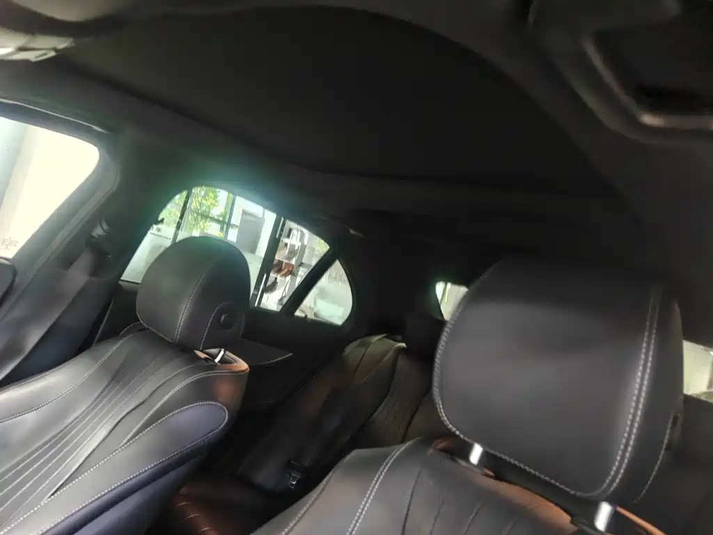 Mercedes-Benz E-Class (Import) — миниатюра 7