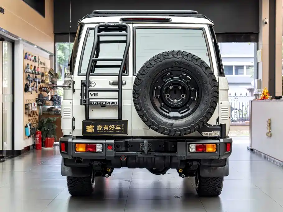 Toyota Land Cruiser — миниатюра 5