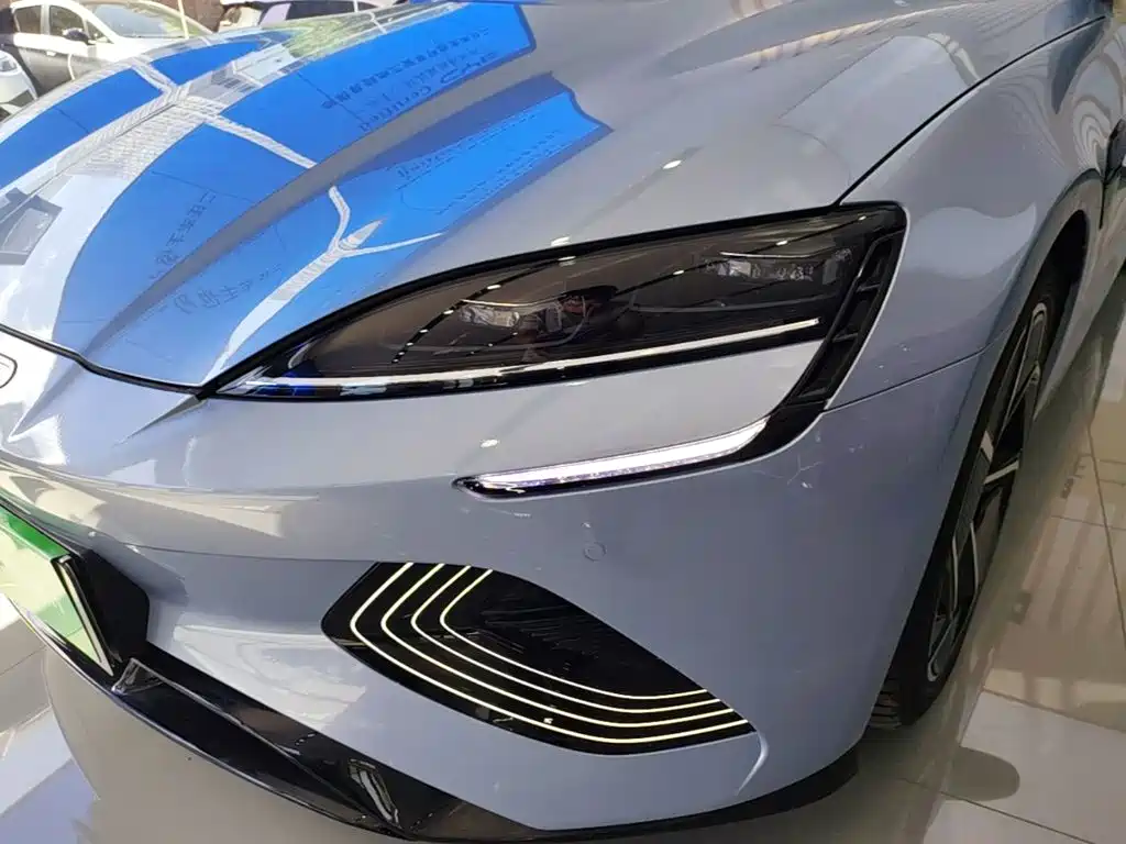 BYD Seal — миниатюра 18