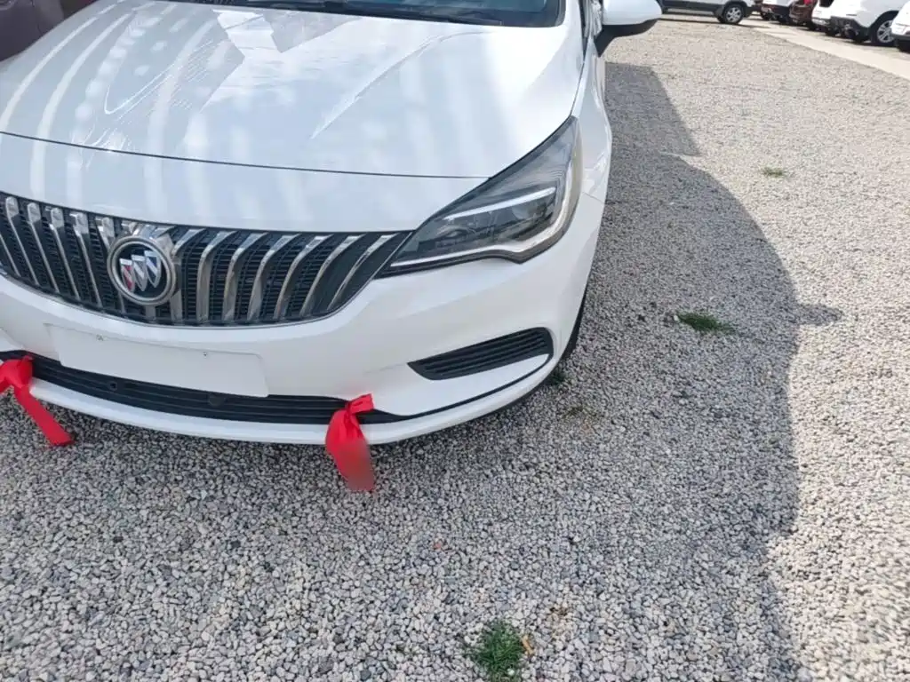 Buick Verano — миниатюра 24