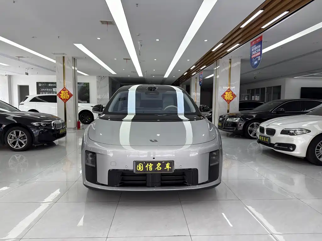 Li Auto Li i8 — миниатюра 2