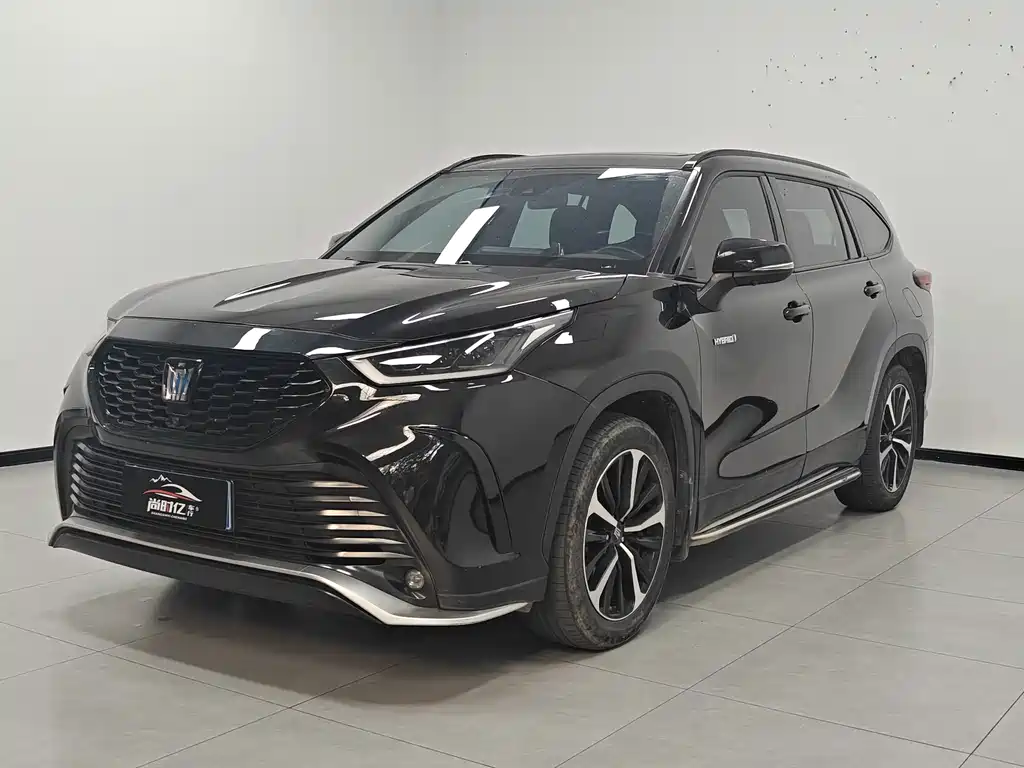Toyota Crown Kluger
