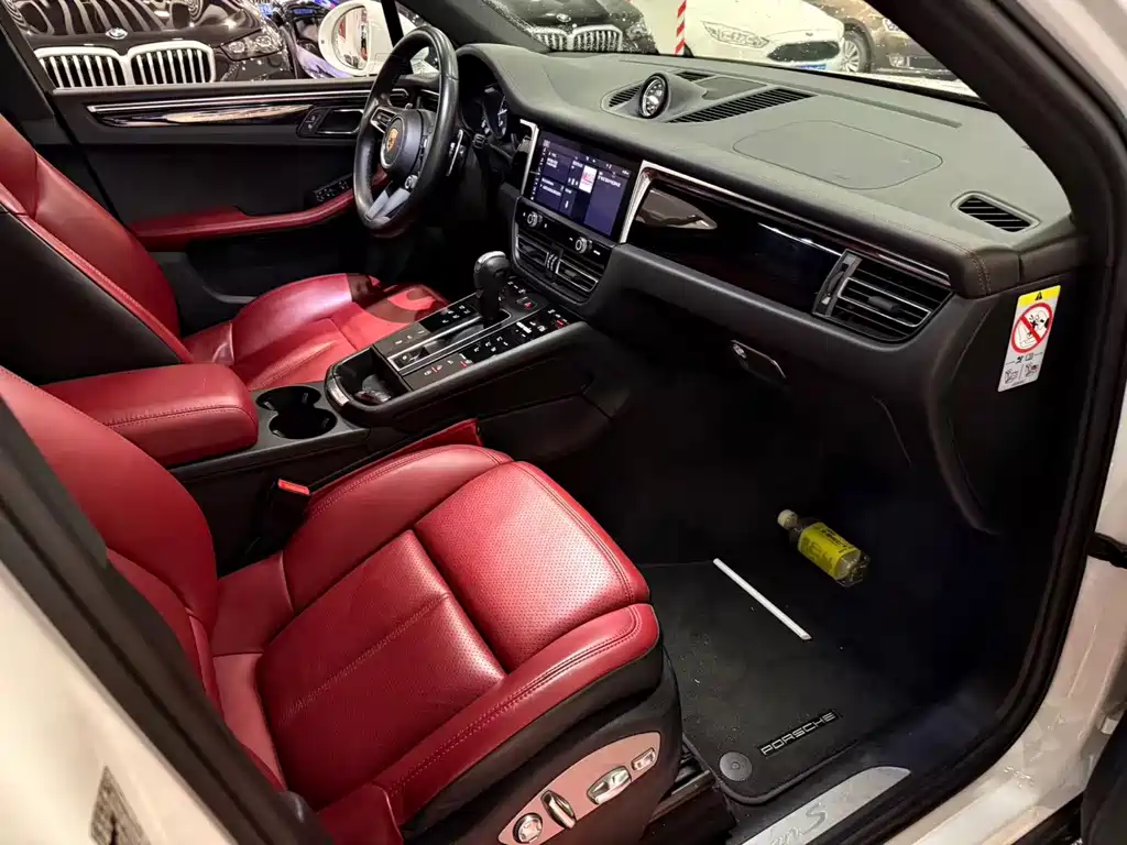 Porsche Macan — миниатюра 9