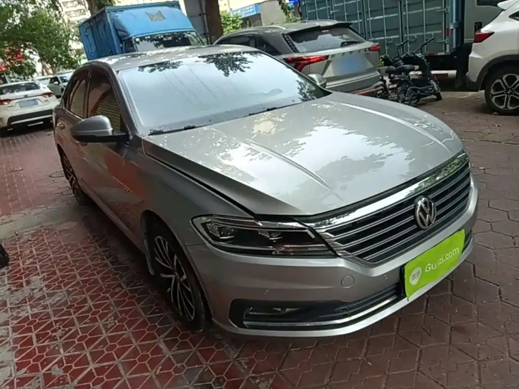 Volkswagen Lavida — миниатюра 4