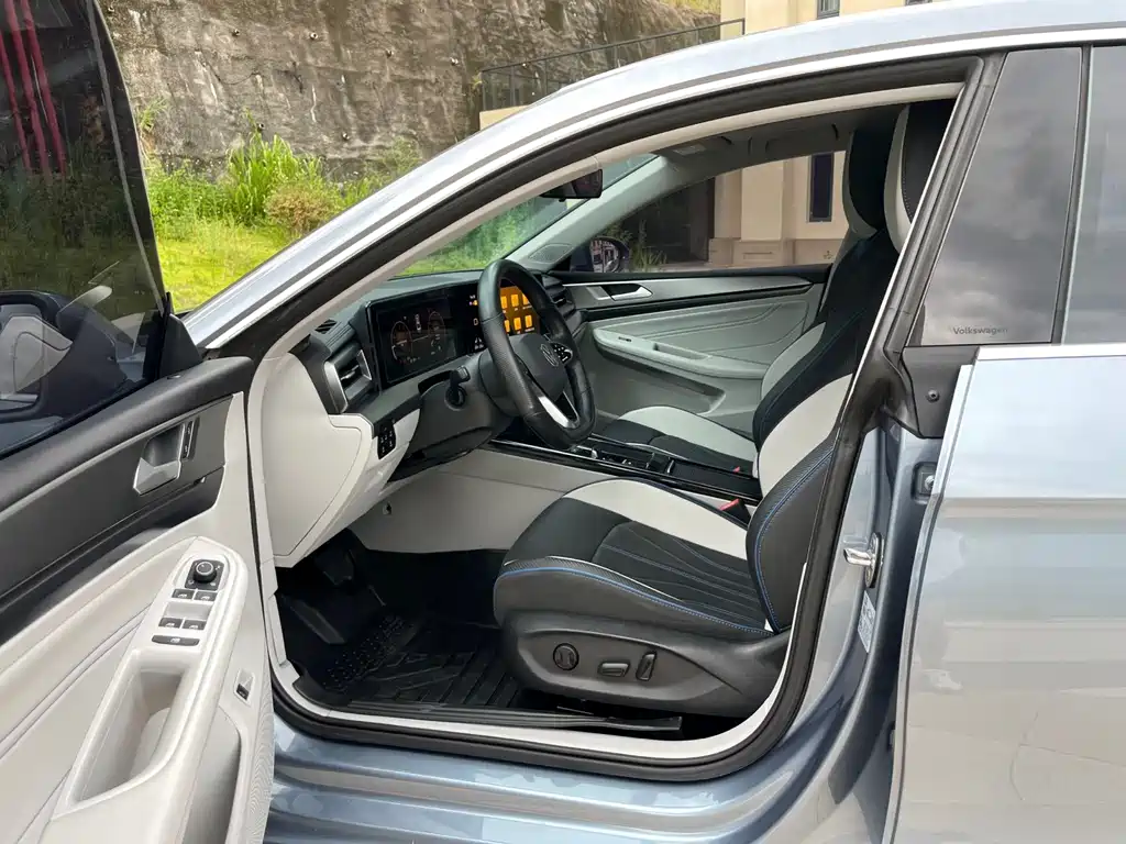 Volkswagen Lamando — миниатюра 4