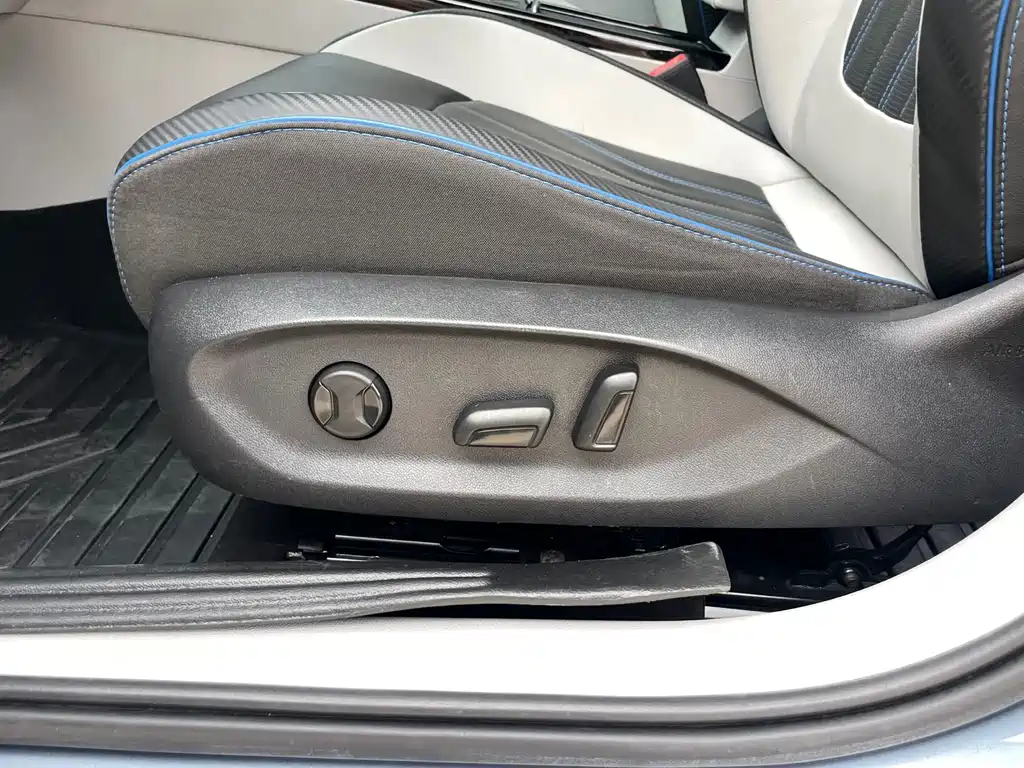 Volkswagen Lamando — миниатюра 14