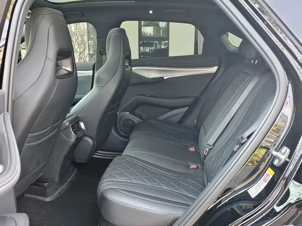 BYD Seal 07 EV — миниатюра 5