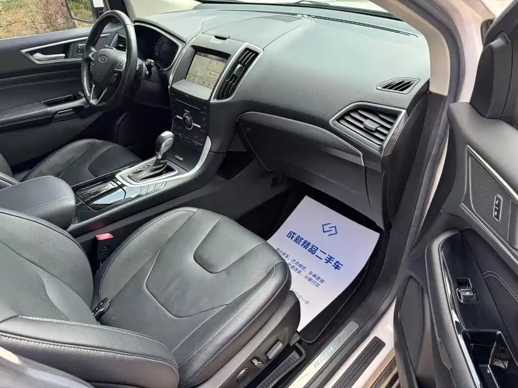 Ford Edge — миниатюра 7