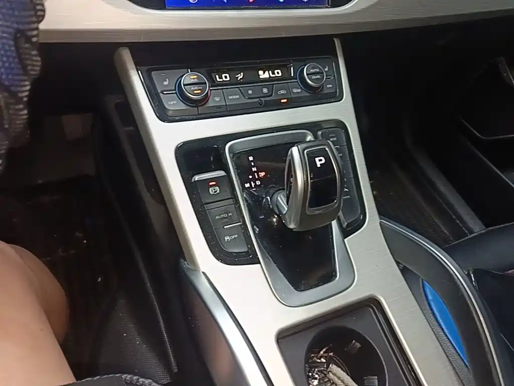 Geely Boyue — миниатюра 14