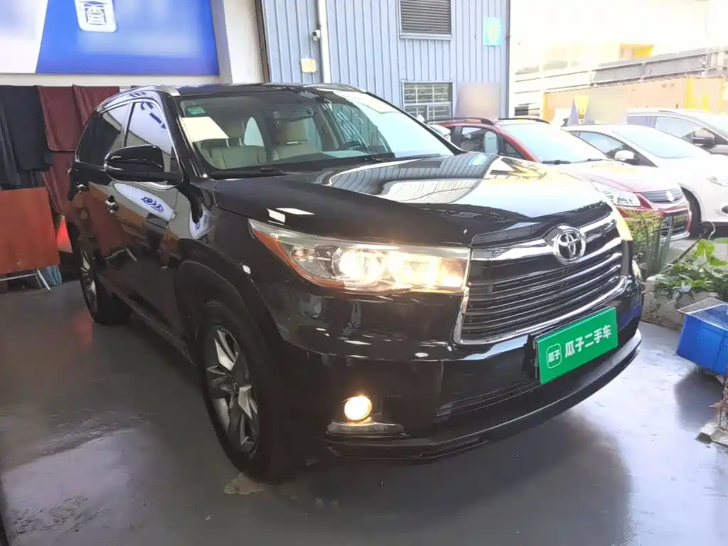 Toyota Highlander — миниатюра 4