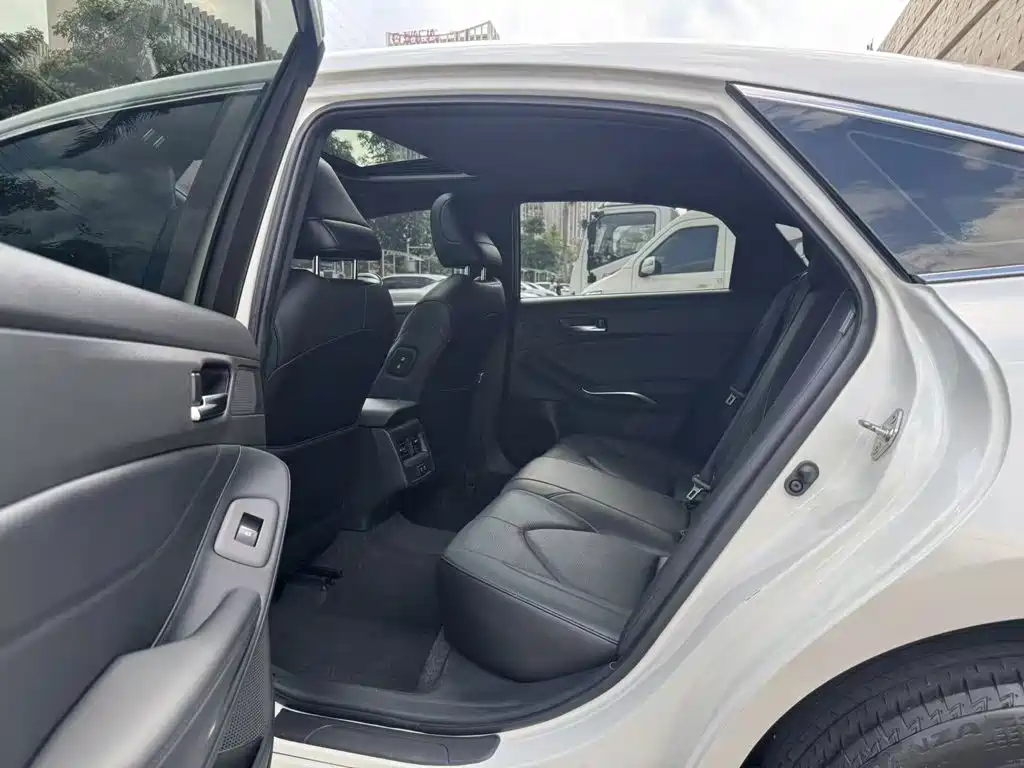 Toyota Avalon — миниатюра 20