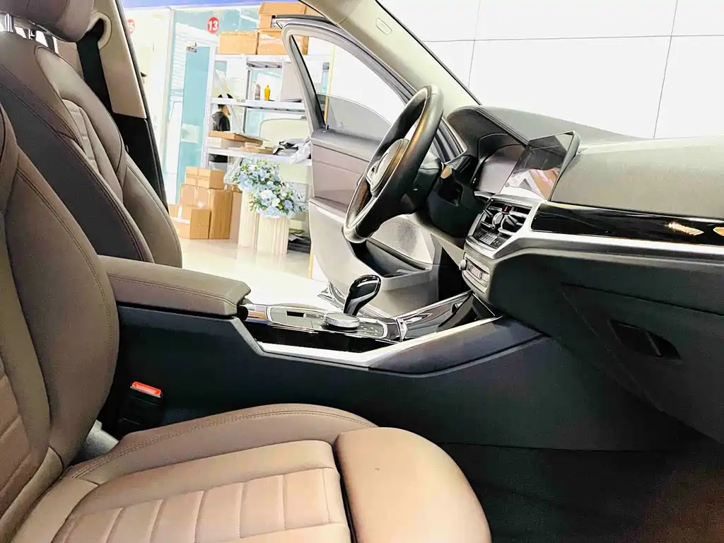 BMW 3 Series — миниатюра 6