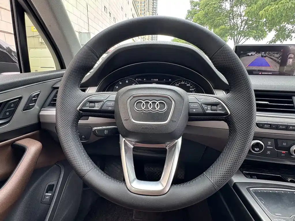 Audi Q7 2016 40 TFSI Comfort