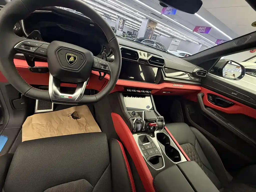 Lamborghini Urus SE — миниатюра 12