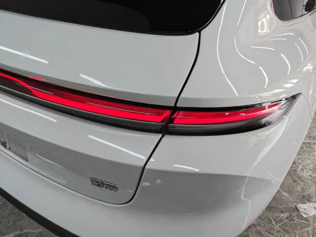 NIO ET5T — миниатюра 8
