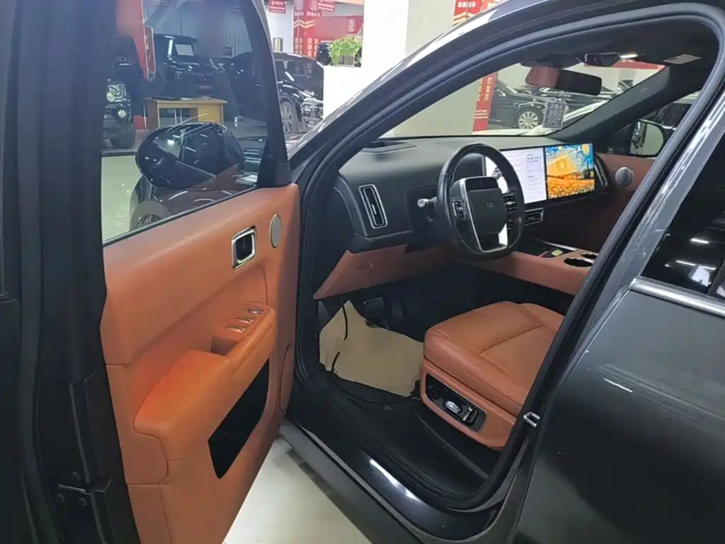 Li Auto Li L8 — миниатюра 16