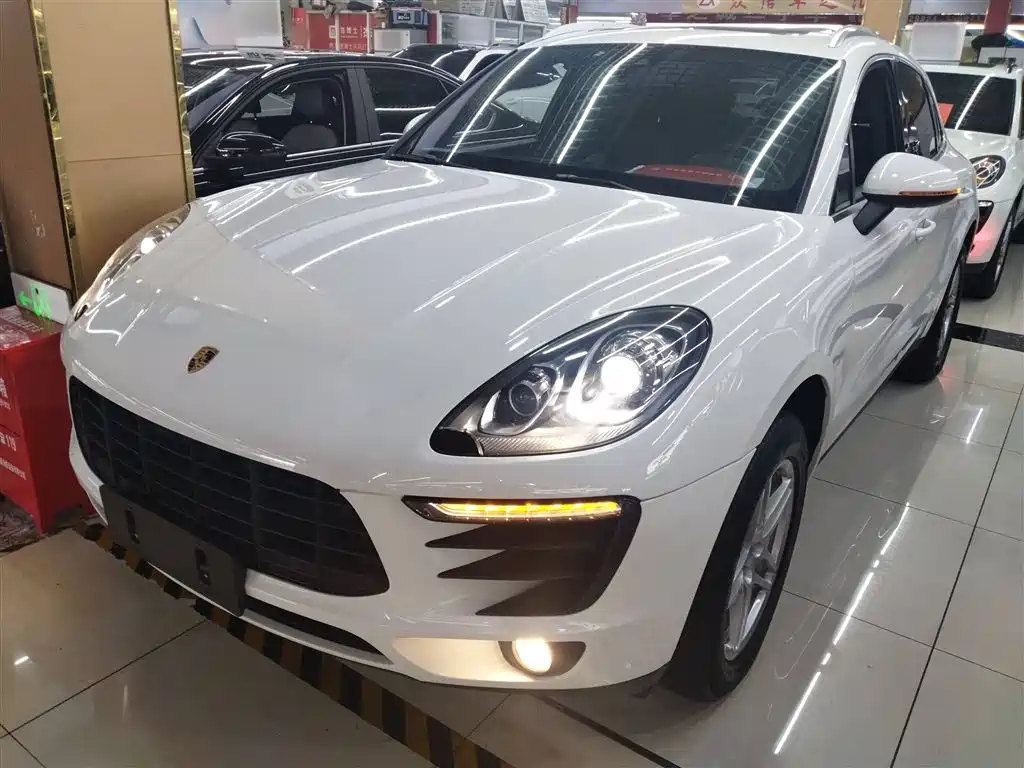 Porsche Macan 2018