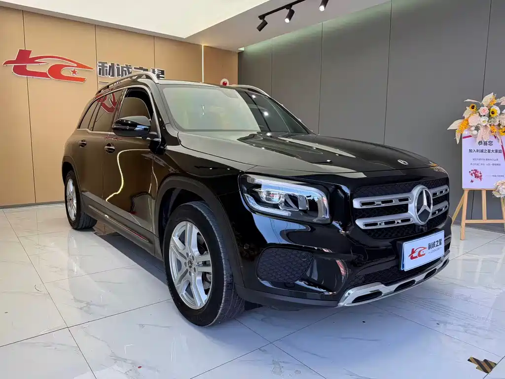 Mercedes-Benz GLB 2022 — фото 3