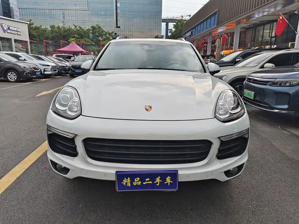Porsche Cayenne — миниатюра 2