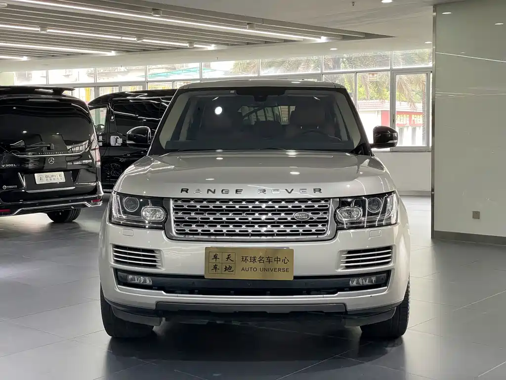 Land Rover Range Rover — миниатюра 2
