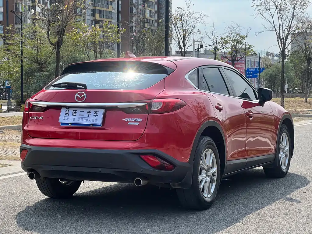 MAZDA CX 4