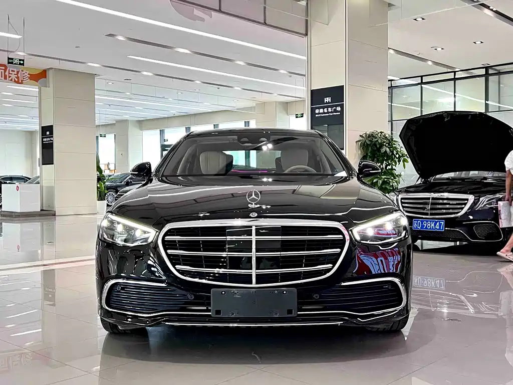 Mercedes-Benz S-Class — миниатюра 2