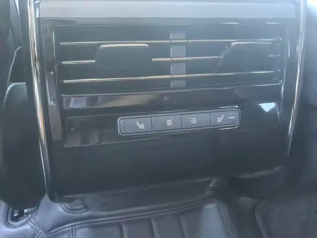 Land Rover Sport — миниатюра 7