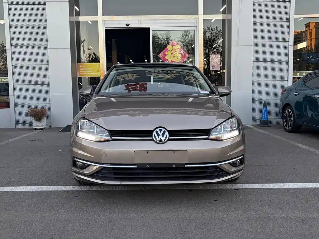 Volkswagen Golf — миниатюра 2