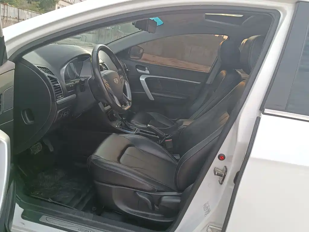 Geely Emgrand — миниатюра 7