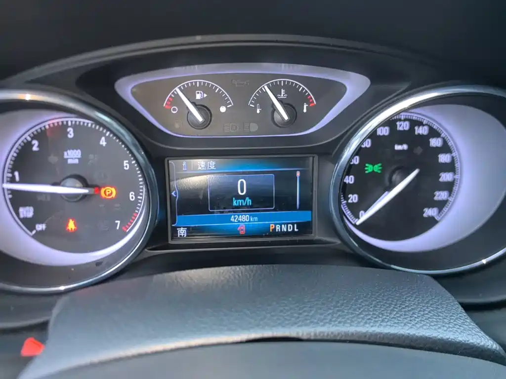 Buick Envision Plus — миниатюра 12