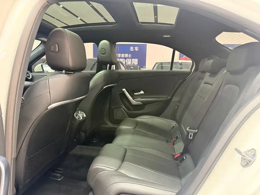 Mercedes-Benz A-Class — миниатюра 9