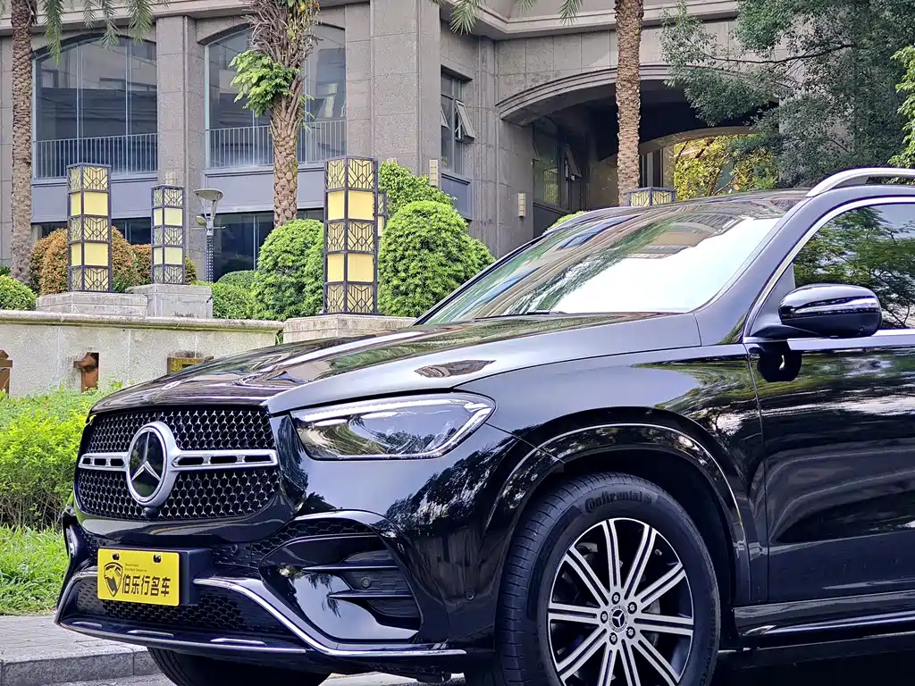 Mercedes-Benz GLE (Import) — миниатюра 4